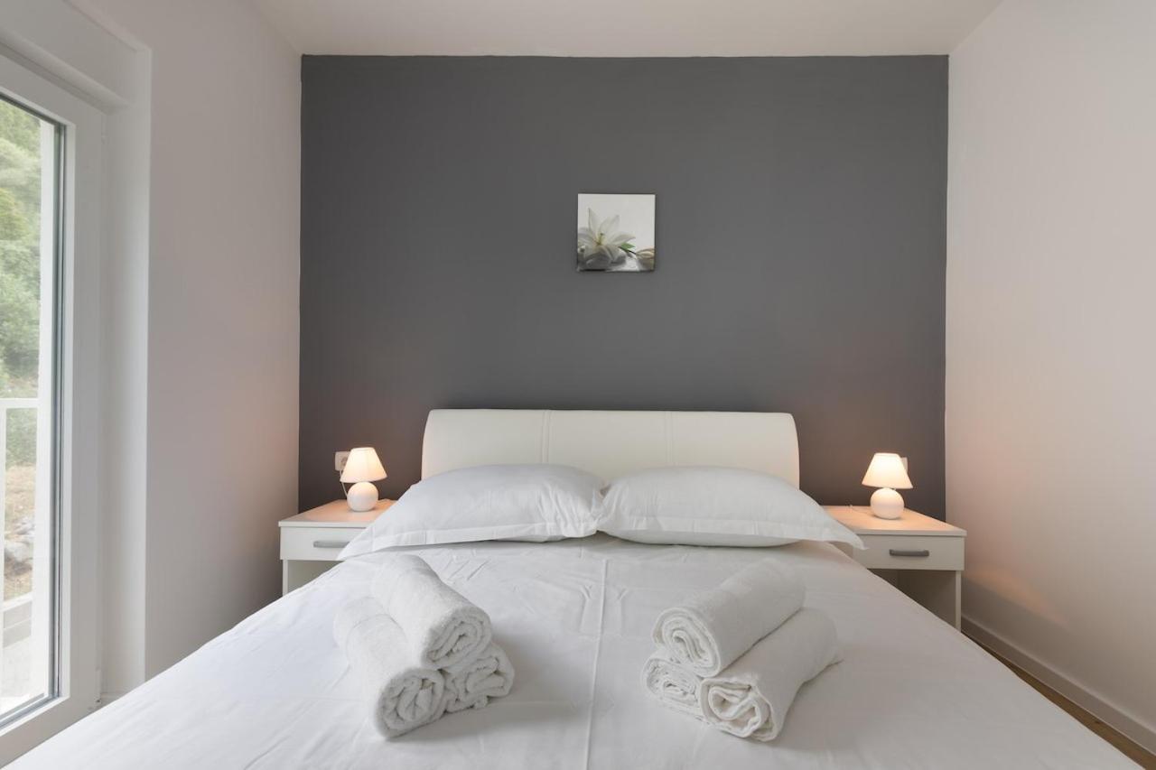 Apartment S&S Deluxe Makarska Buitenkant foto